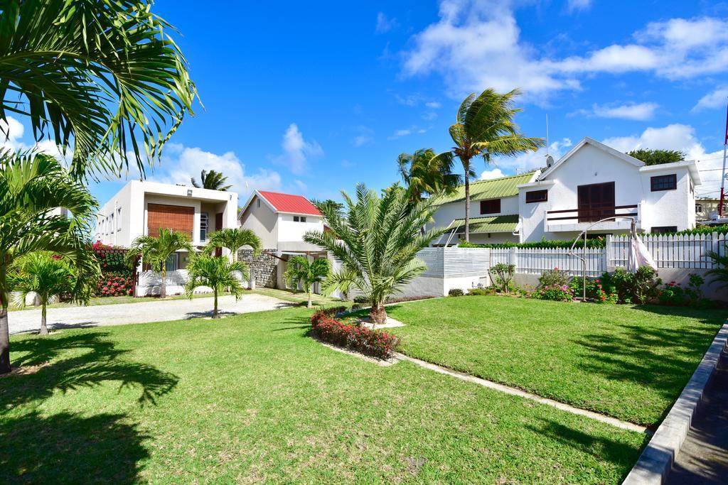 Turquoise Bay Beach Apartments Trou D'Eau Douce Eksteriør billede